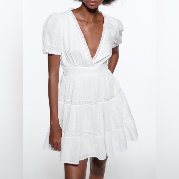 Zara white lace insert dress with puff sleeves (PRE OWNED) size XS - Picture 7 of 12